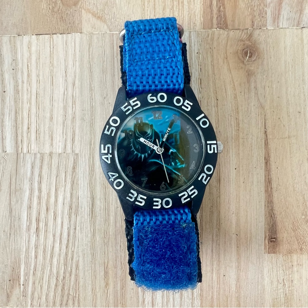 Marvel avengers kids black panther blue and black watch NEW BATTERY